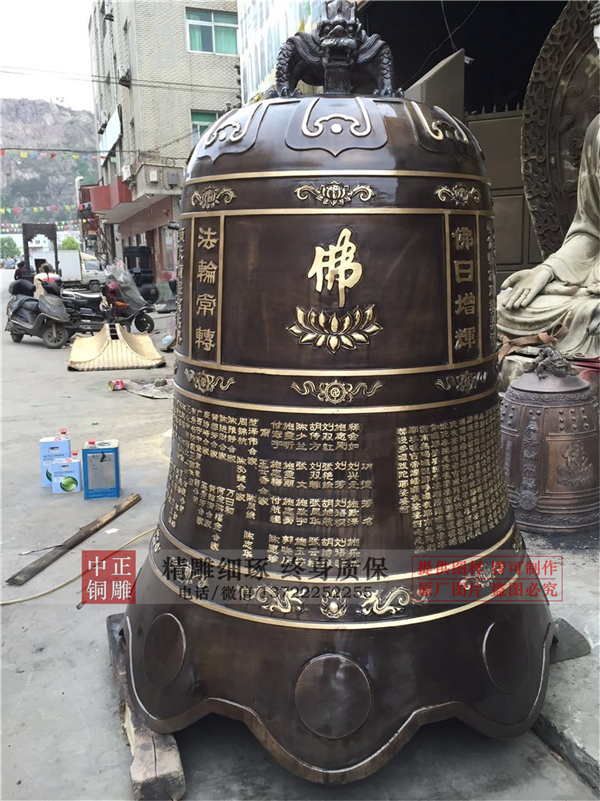 上海玉佛禪寺院銅鐘的怪鐘(圖1) 1-21032Q51612608.jpg